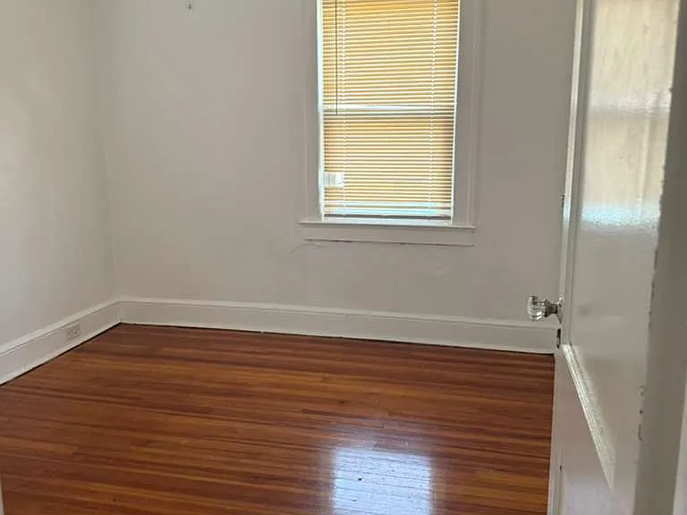 290 Roberts Ave #2 — Photo 7