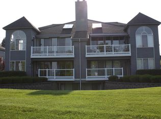 217 Belvedere Terrace Dr APT 10, Charlevoix, MI 49720