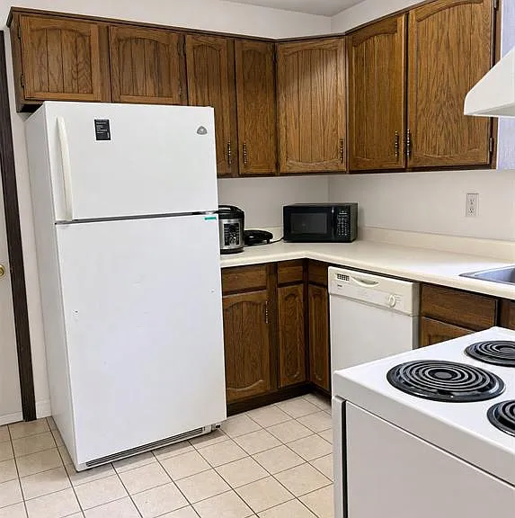 494 Rankin Ave — Photo 4