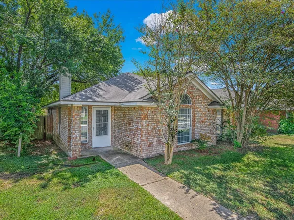 806 Kalanchoe Ct, College Station, TX 77840