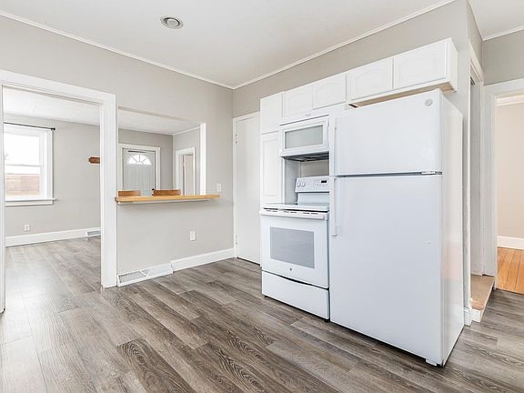 2nd image of 240 W Main St