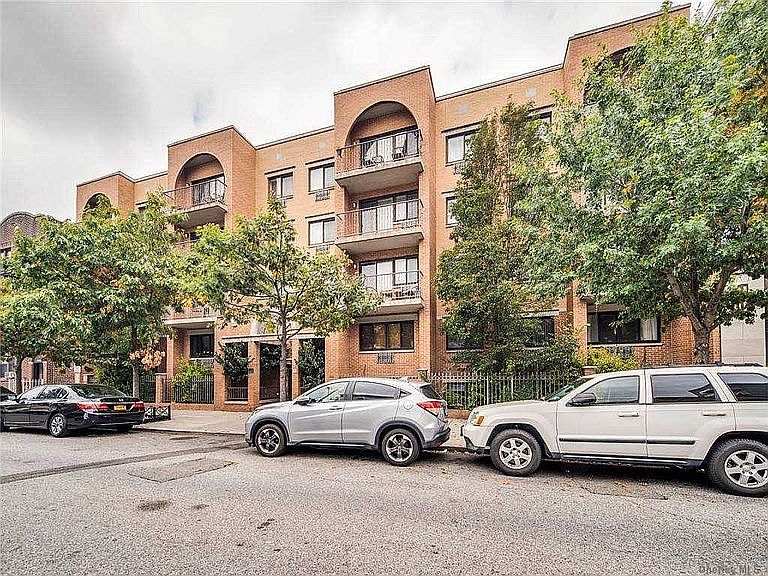 1st image of 14-43 28th Ave #2F