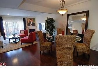 3rd image of 11911 Mayfield Ave #Penthouse 3