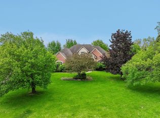 1819 Brookview Dr, Saline, MI 48176