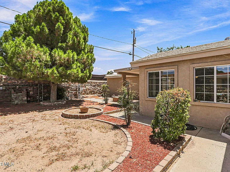 6340 Modesta St — Photo 42