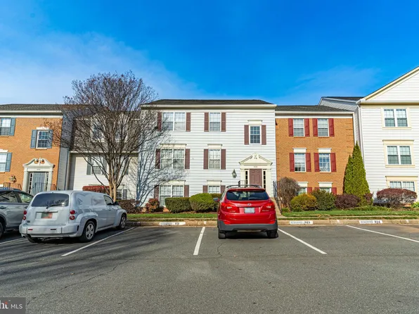 9340 Caspian Way APT 302, Manassas, VA 20110