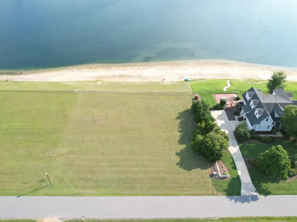 337 Schooner Landing Dr #76, Edenton, NC 27932