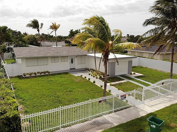 2nd image of 9440 Haitian Dr
