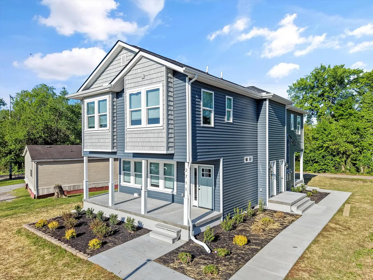 Property Photo - 2713 Tarleton Ave