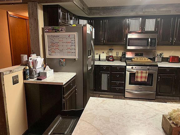 New appliances/flooring 2018