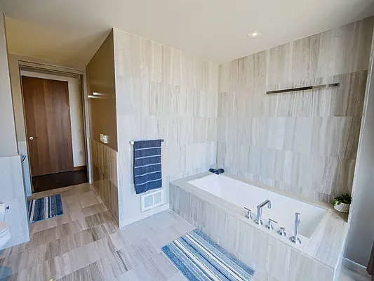 Rented by Keller Williams Realty Gold Coast | media 23