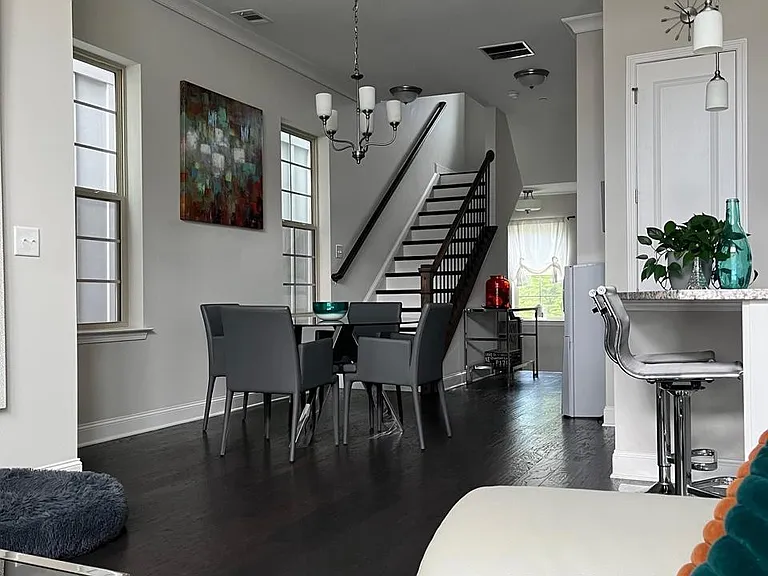 3037 Devoncroft St SE — Photo 3