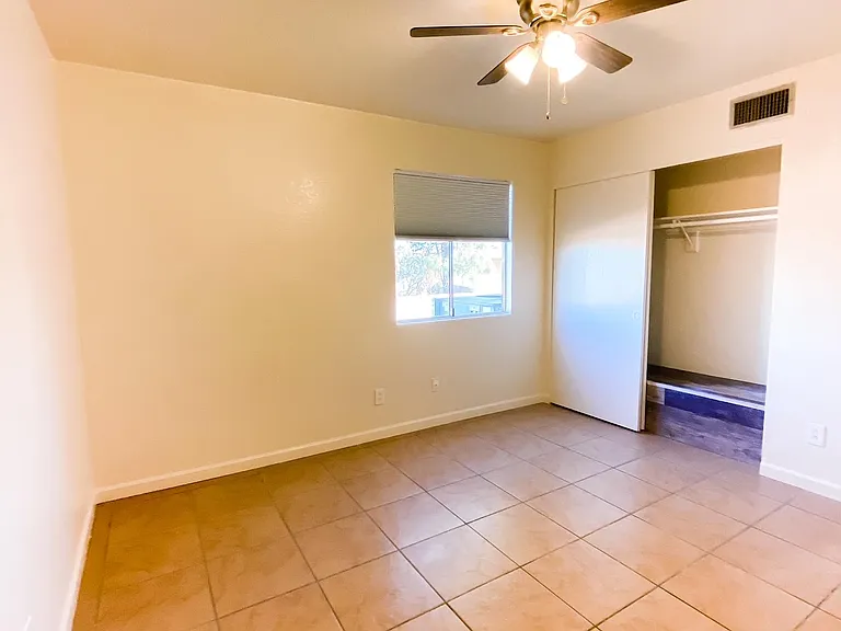 4215 Calle Barona #B — Photo 14