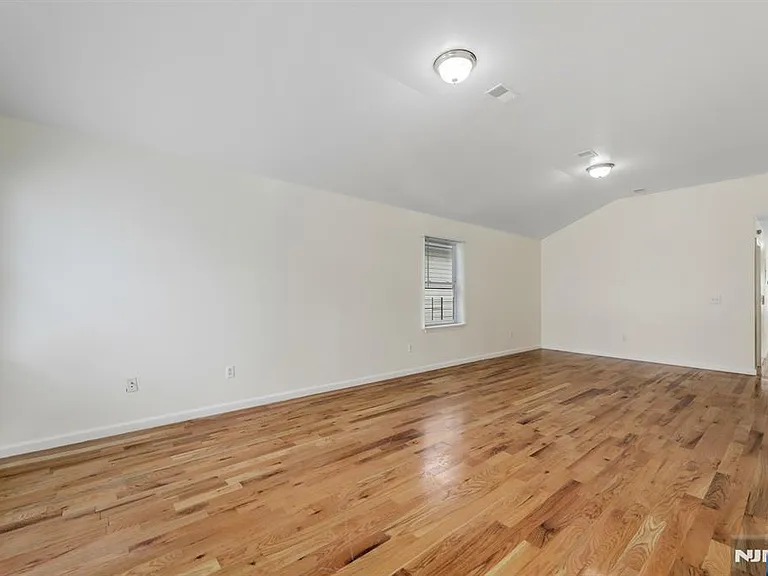 45 Orient Ave — Photo 2