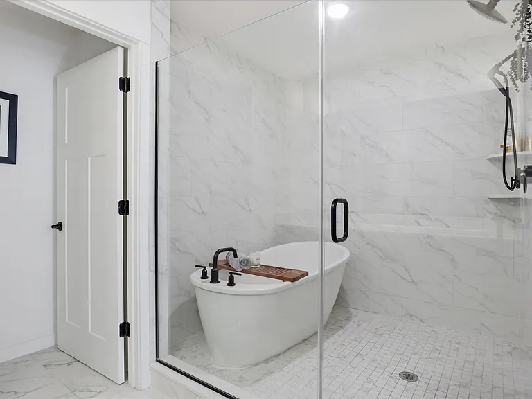 15717 Tierra Dr — Photo 24