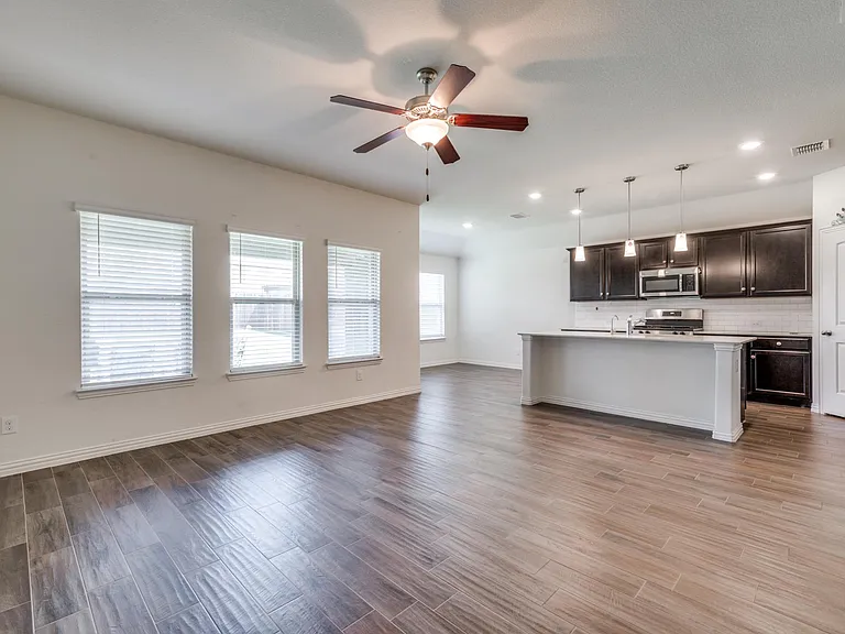 Spacious Family Room