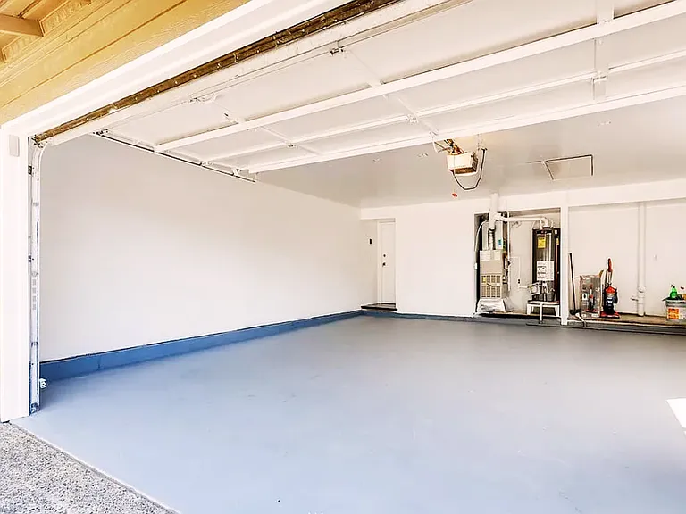 10931 SE 183rd Ct — Photo 22