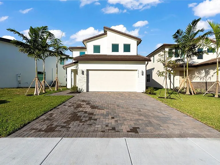 22756 Caciano Rd — Photo 8
