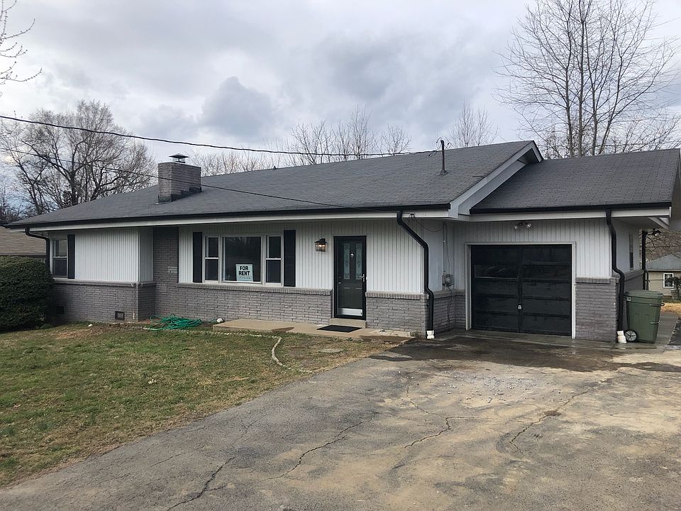 1st image of 202 Bonita Ave