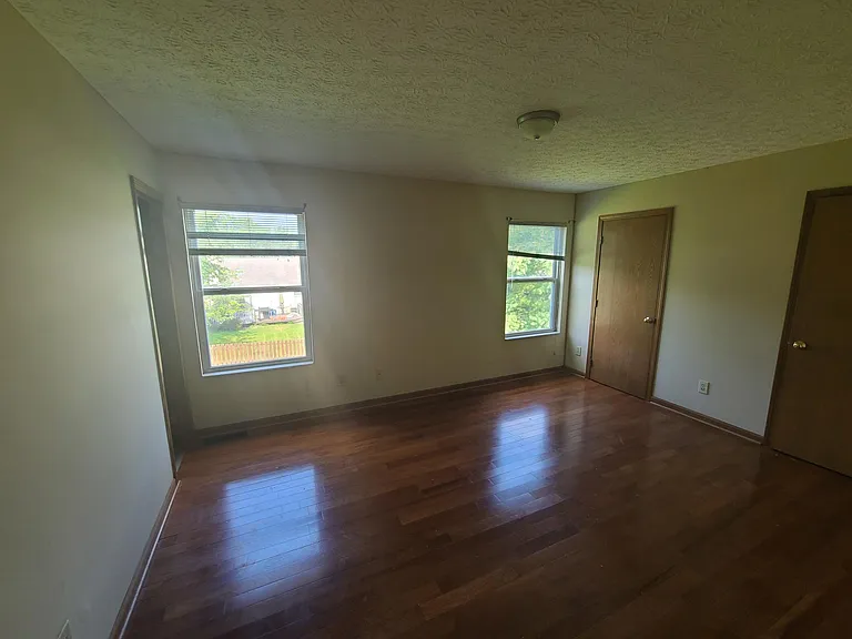 3542 Patcon Way — Photo 17