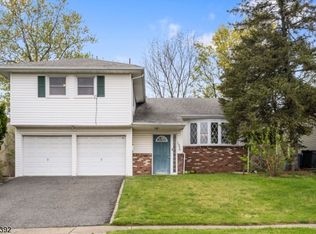 1356 Omara Dr, Union, NJ 07083