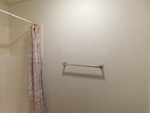 3rd image of 116 W Pine Ave #2
