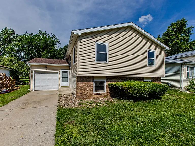 1408 Ridgeport Ave — Photo 18