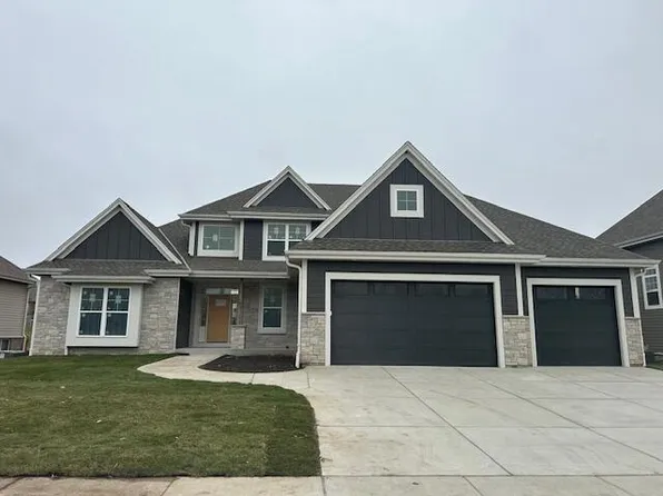 1629 Mohican TRAIL, Waukesha, WI 53189