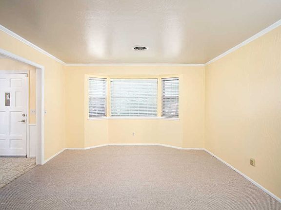 5th image of 3907 Danbury Dr