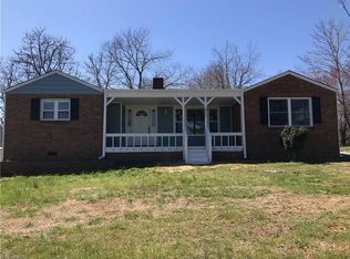 6705 Turnpike Rd, Archdale, NC 27263