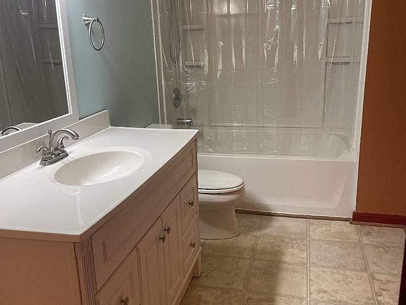 4th image of 12632 Western Cir