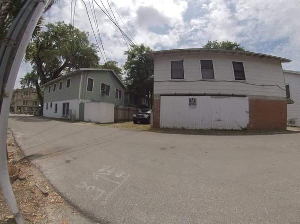1208 SW 1st Ave APT 1