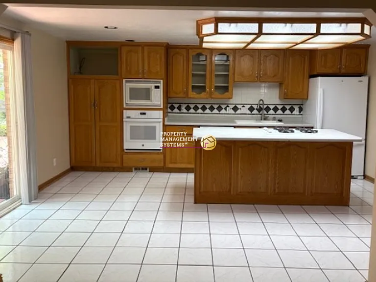 12131 S Mill Ridge Rd — Photo 6