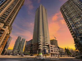 430 Square One Dr #621, Mississauga, ON L5B 0E2