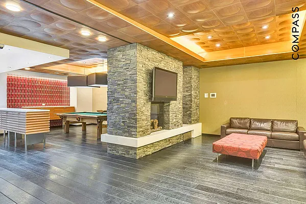 Sold by Compass | media 7