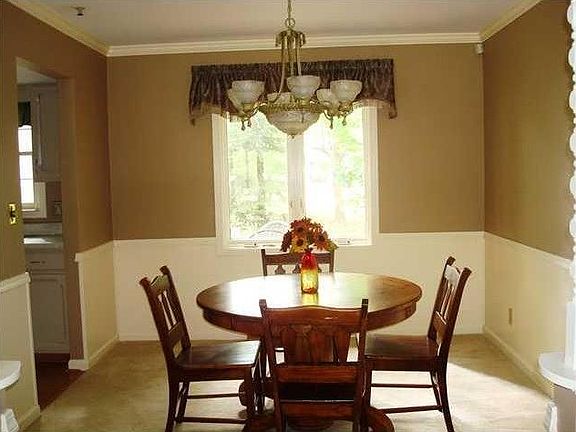 4th image of 8549 Chapel Glen Dr