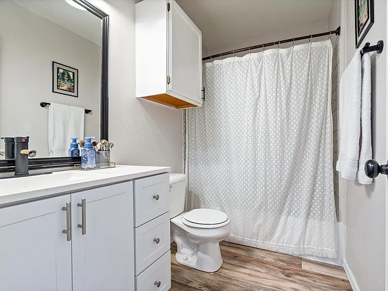 507 Braithwaite St #B — Photo 12