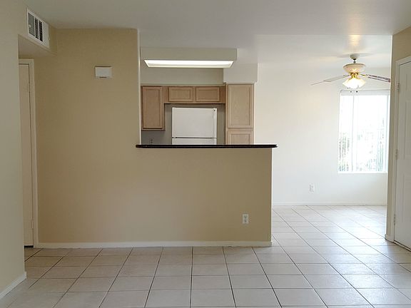 4th image of 3101 Casey Dr Unit 103
