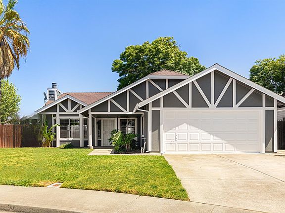 2nd image of 525 Amanda Court