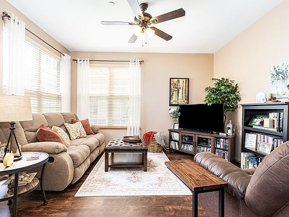 3rd image of 1930 Parkside Dr #1930