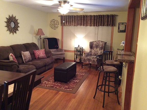 2nd image of 11032 S Avenue J