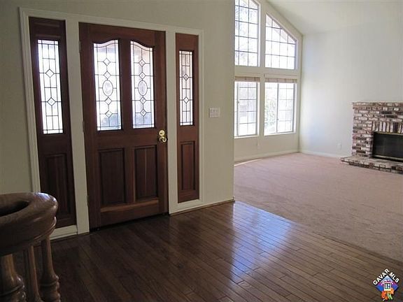 3rd image of 32945 San Ysidro Ln