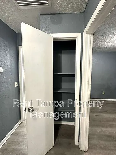 8304 N Mulberry St Photo 1
