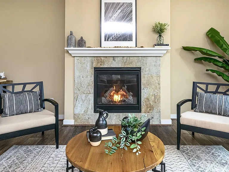9054 Silverspot Dr SE — Photo 10