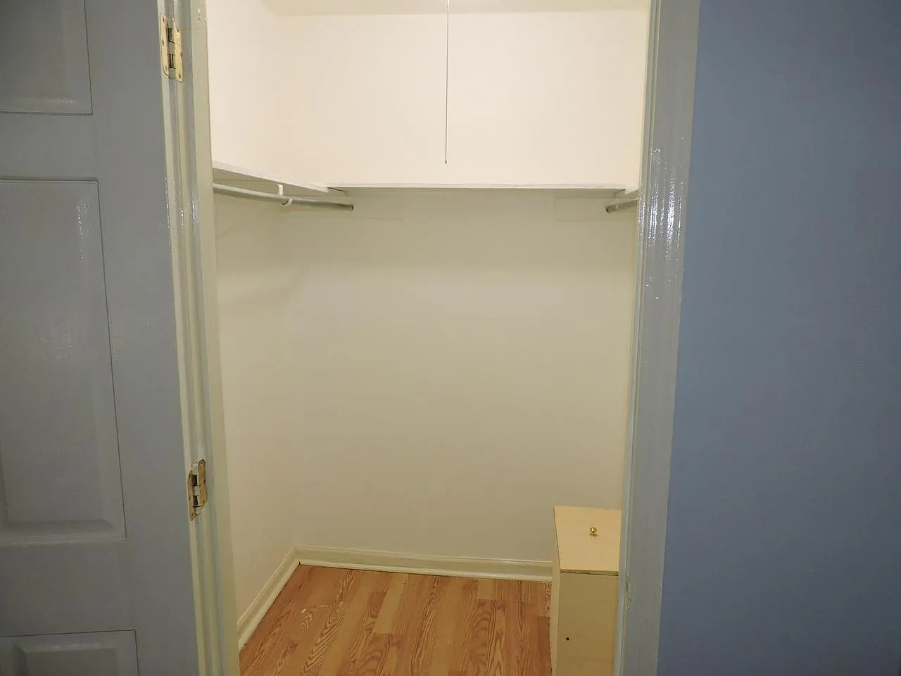 2 bed, 950 sqft, $1,800 — Photo 2
