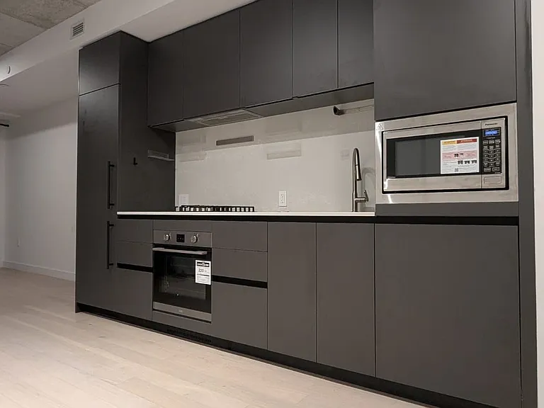 1720 Bayview Ave #201 — Photo 6