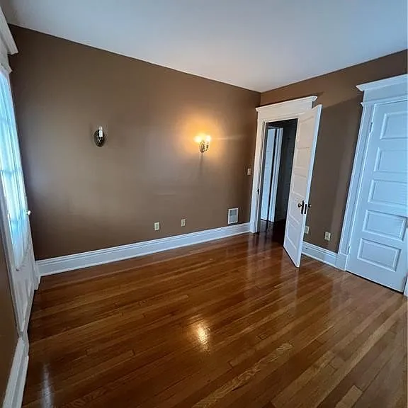 543 Potomac Ave — Photo 8