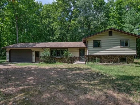 2051 Pinewood Dr, Eagle River, WI 54521