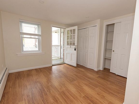 4th image of 100 Bedford St #18