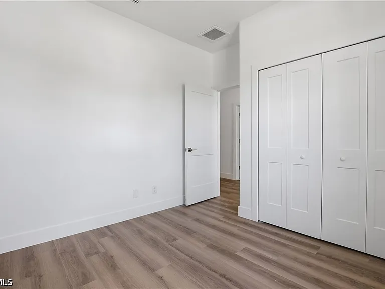 4708 27th St SW — Photo 13